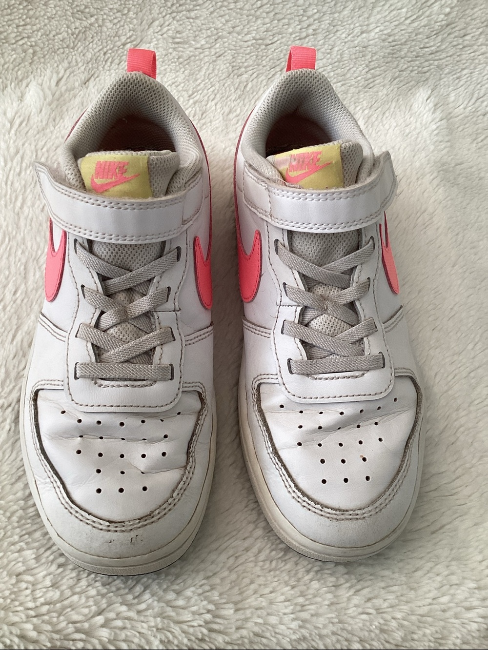Nike Kids Court Borough White & Neon Pink Sz 3